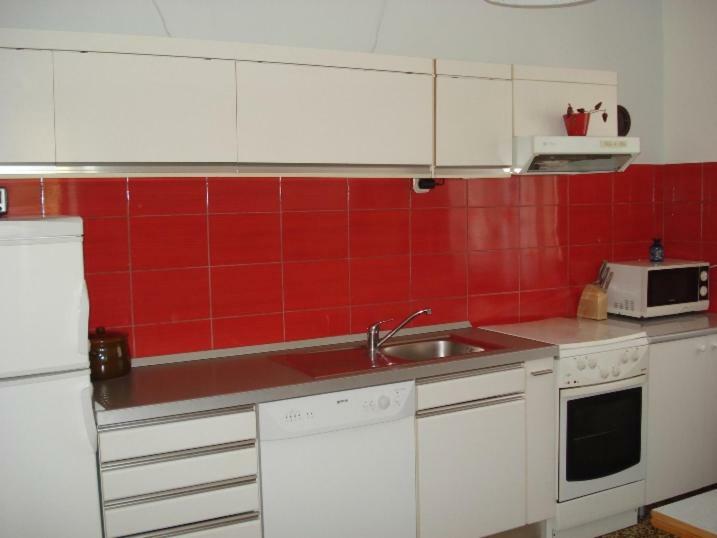 Luka Apartment บีโอกราดนาโมรู ภายนอก รูปภาพ